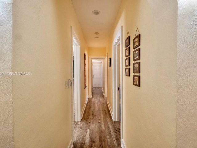 Дом в аренду по адресу 906 Genoa St - фото 7434060