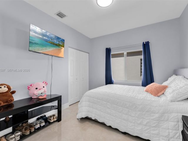 Продажа дома по адресу 14234 SW 155th Ct - фото 7428521