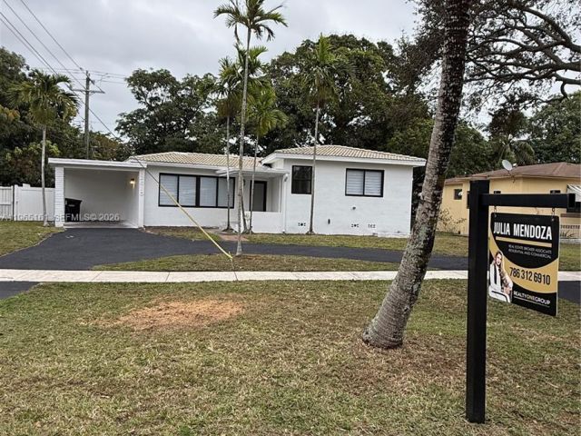 Продажа дома по адресу 12615 N Miami Ave - фото 7436180