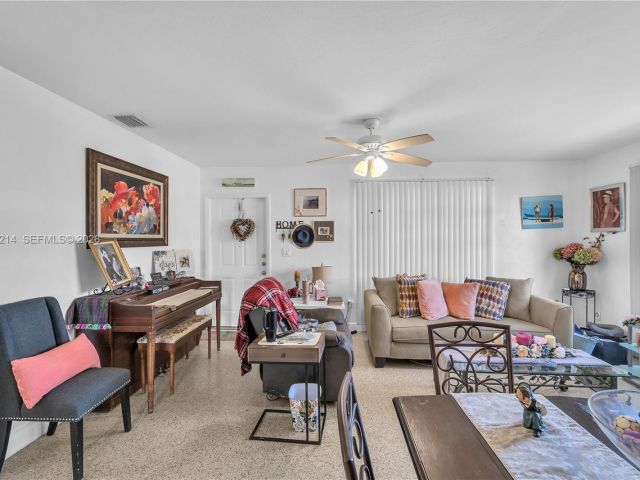 Продажа дома по адресу 3235 SW 93rd Ct - фото 7464466