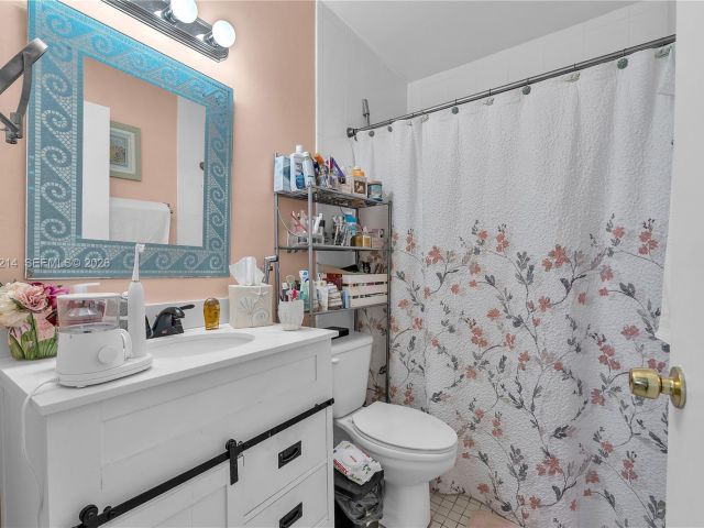 Продажа дома по адресу 3235 SW 93rd Ct - фото 7464474