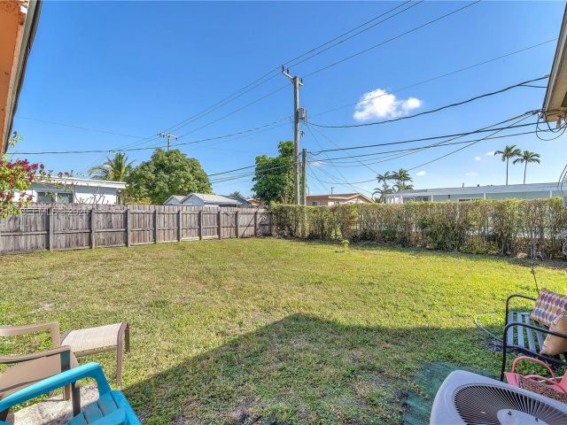 Продажа дома по адресу 3235 SW 93rd Ct - фото 7464479