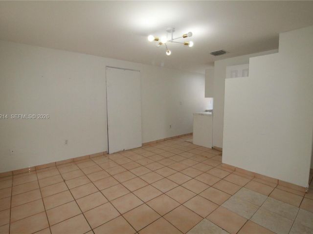 Продажа дома по адресу 3235 SW 93rd Ct - фото 7464482