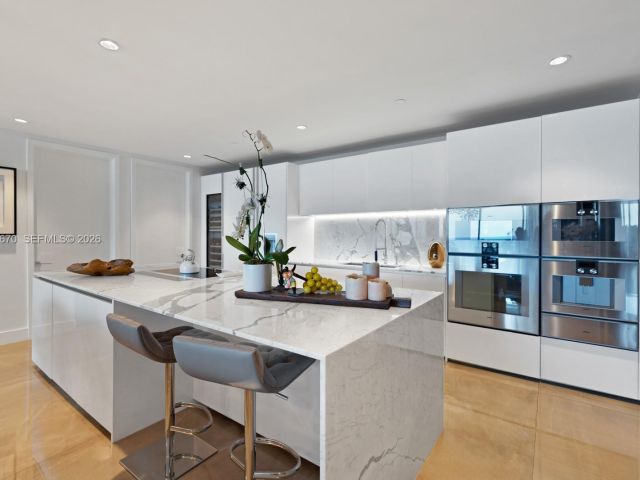 Продажа квартиры #1706 - фото 7428343