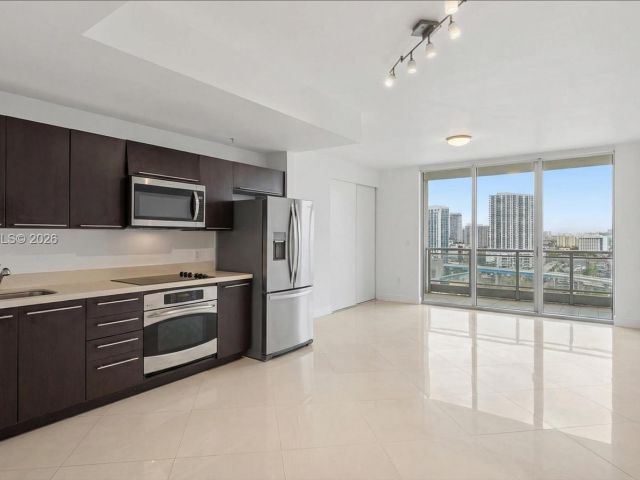 Продажа квартиры #1608 - фото 7476551