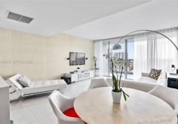 Квартира #404