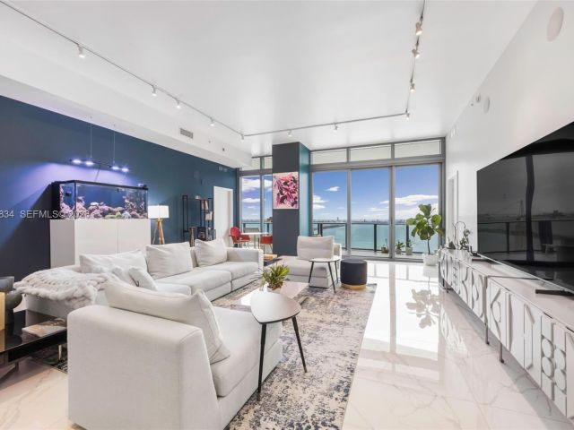 Продажа квартиры #4002 - фото 7493224