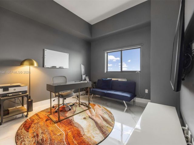 Продажа квартиры #4002 - фото 7493229