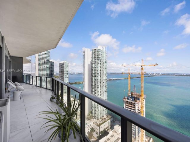 Продажа квартиры #4002 - фото 7493230