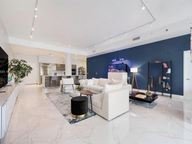 Продажа квартиры #4002 - фото 7493233