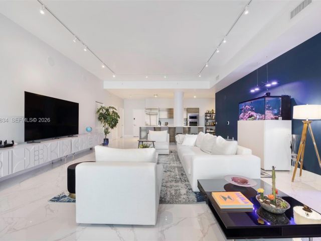 Продажа квартиры #4002 - фото 7493236