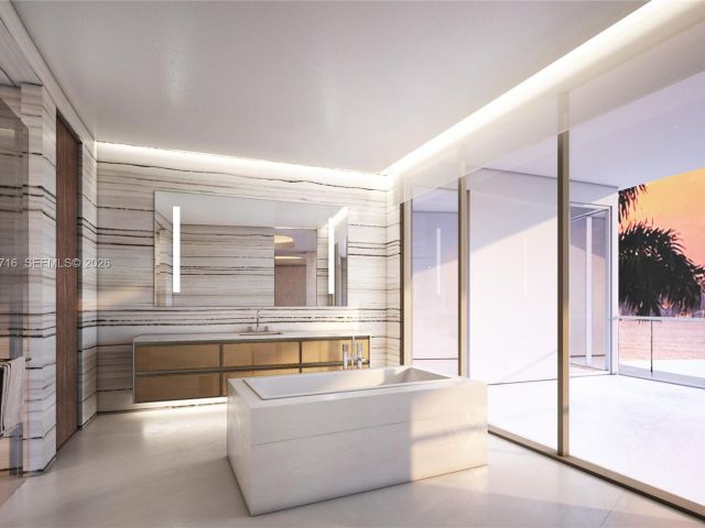 Продажа дома по адресу 1649 W 22nd St - фото 7528197