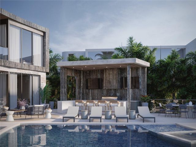 Продажа дома по адресу 1649 W 22nd St - фото 7528201