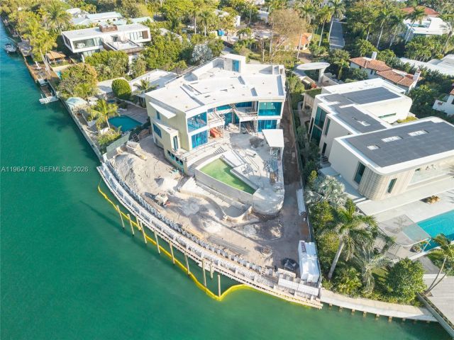 Продажа дома по адресу 1649 W 22nd St - фото 7528202