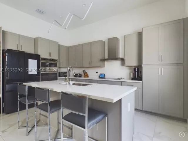 Продажа дома по адресу 14560 SW 22nd Ter - фото 9054613