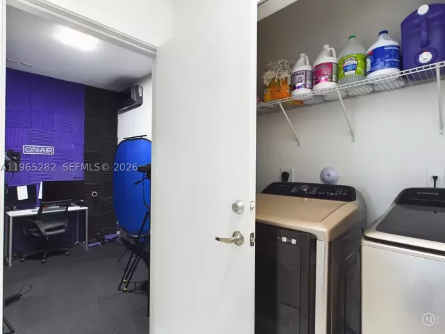 Продажа дома по адресу 14560 SW 22nd Ter - фото 9054642