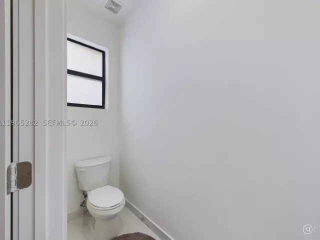 Продажа дома по адресу 14560 SW 22nd Ter - фото 9054644
