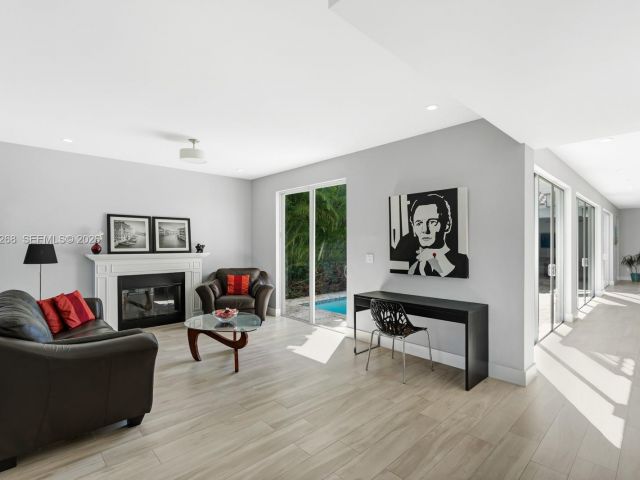 Продажа дома по адресу 1320 San Benito Ave - фото 7470715