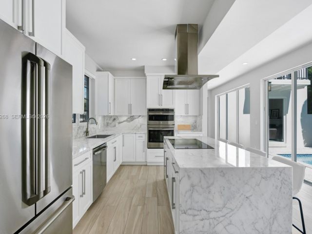 Продажа дома по адресу 1320 San Benito Ave - фото 7470723