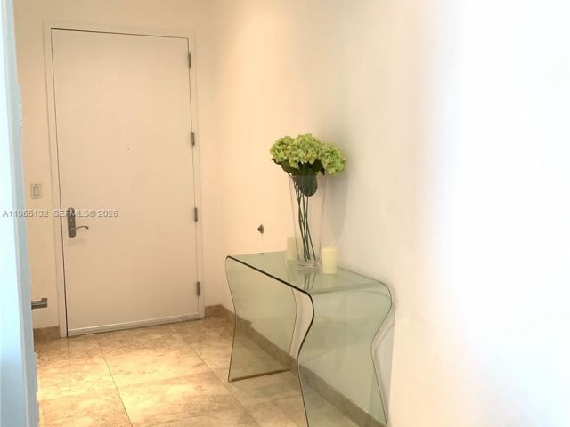 Квартира в аренду номер3805 - фото 7445097