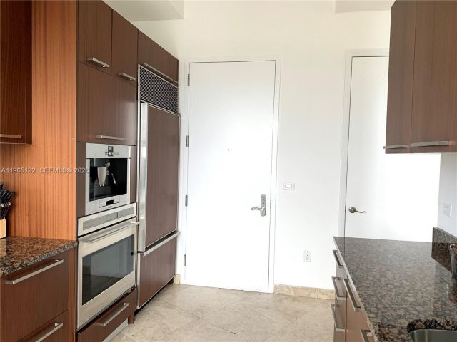 Квартира в аренду номер3805 - фото 7445124