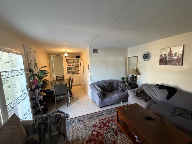 Продажа дома по адресу 540 NW 119th St - фото 7463867