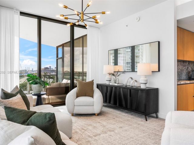 Продажа квартиры #901 - фото 7428711