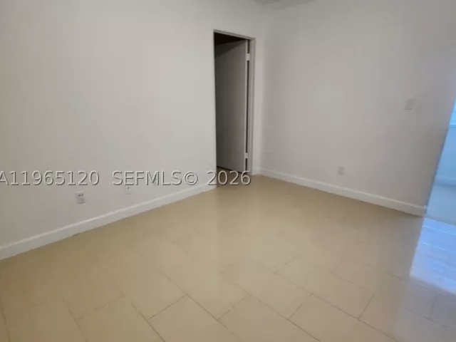 Продажа дома по адресу 6485 SW 129th Ave - фото 9091546