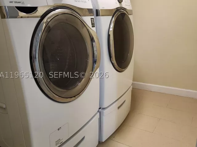 Продажа дома по адресу 6485 SW 129th Ave - фото 9091558