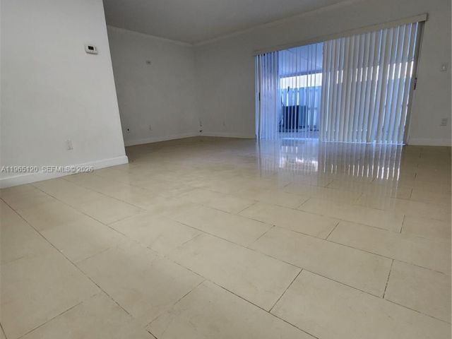 Продажа дома по адресу 6485 SW 129th Ave - фото 7445505