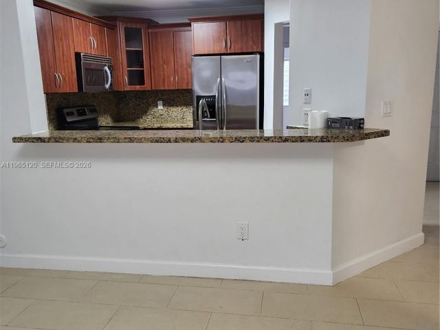 Продажа дома по адресу 6485 SW 129th Ave - фото 7445507