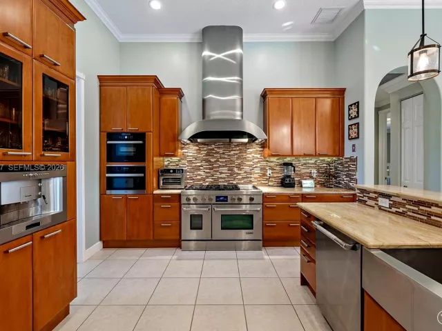 Продажа дома по адресу 7802 N 130th Ave N - фото 7451128