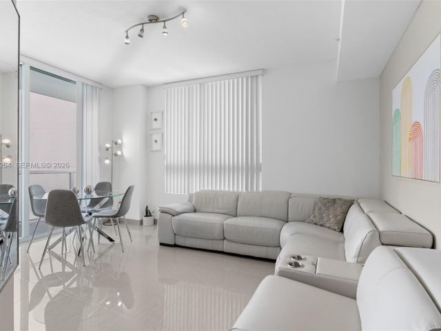 Продажа квартиры #1505 - фото 7429809