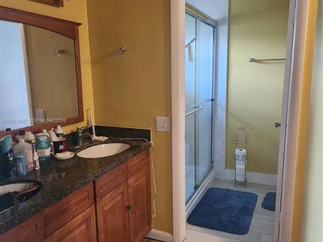 Продажа дома по адресу 23801 SW 217th Ave - фото 7428826