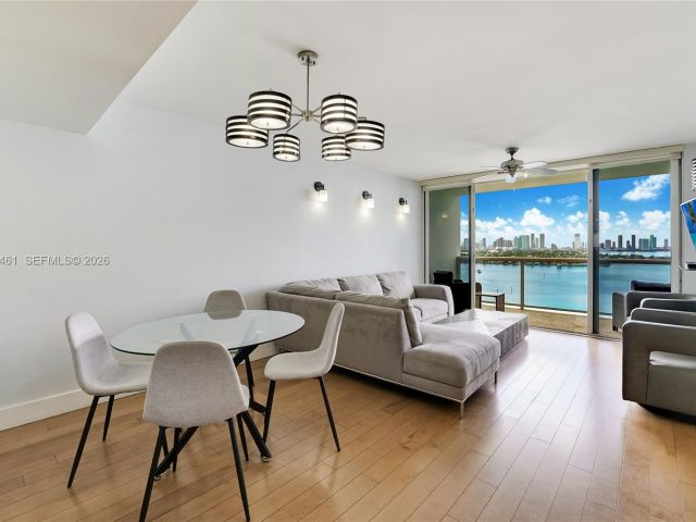 Продажа квартиры #1806 - фото 7429105