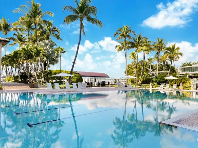 Продажа квартиры #1806 - фото 7429115