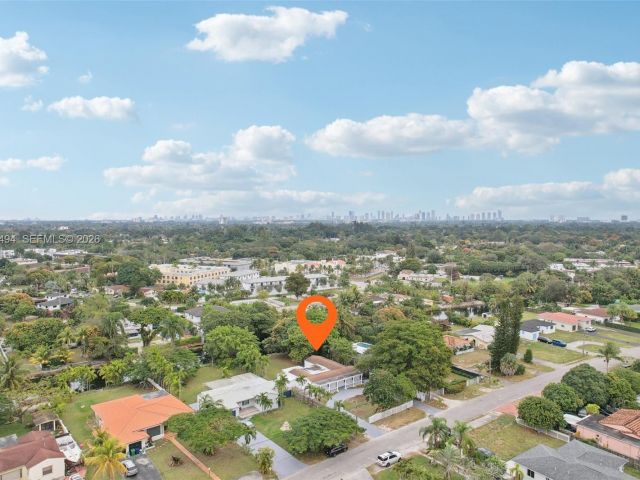 Продажа дома по адресу 299 S Biscayne River Dr - фото 7428870