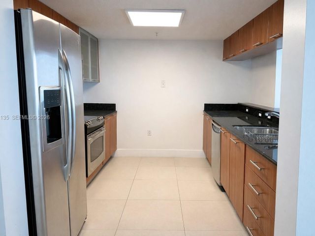 Продажа квартиры #4102 - фото 7429617