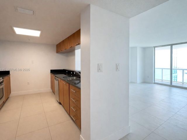 Продажа квартиры #4102 - фото 7429620