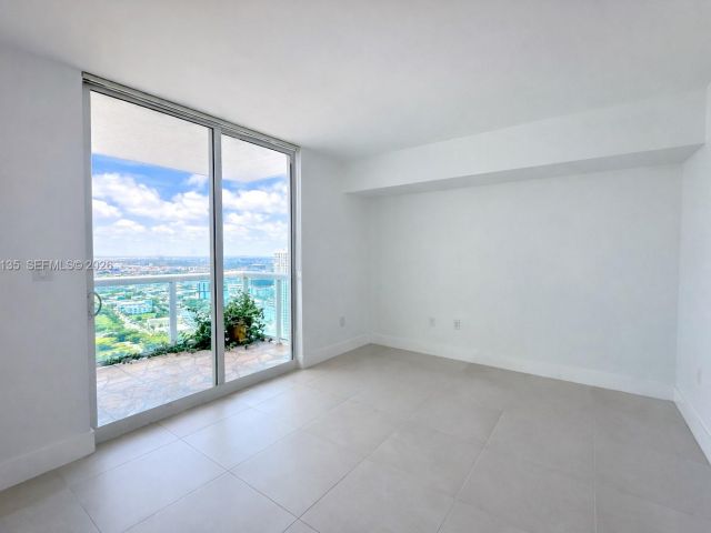 Продажа квартиры #4102 - фото 7429630