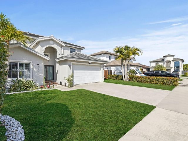 Продажа дома по адресу 3122 SW 144th Pl - фото 7515352