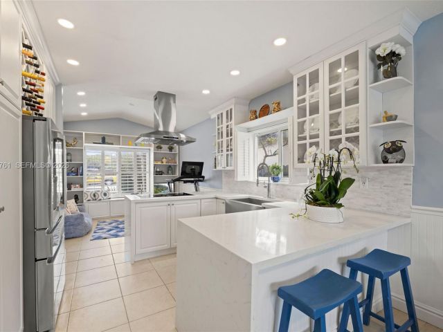 Продажа дома по адресу 3122 SW 144th Pl - фото 7515359