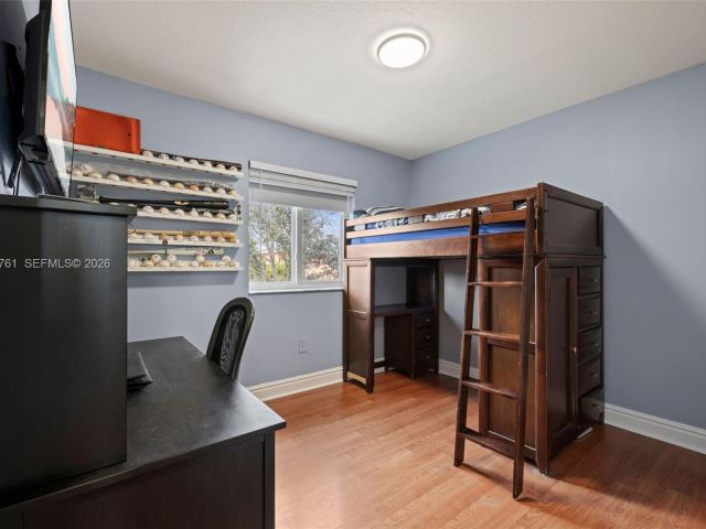 Продажа дома по адресу 3122 SW 144th Pl - фото 7515369