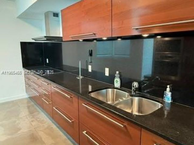 Квартира в аренду номер707 - фото 7430200