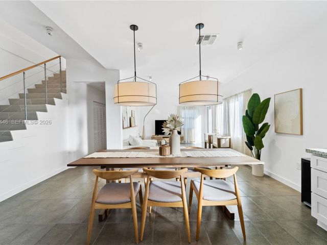 Продажа дома по адресу 18700 SW 117th Ave - фото 7509121