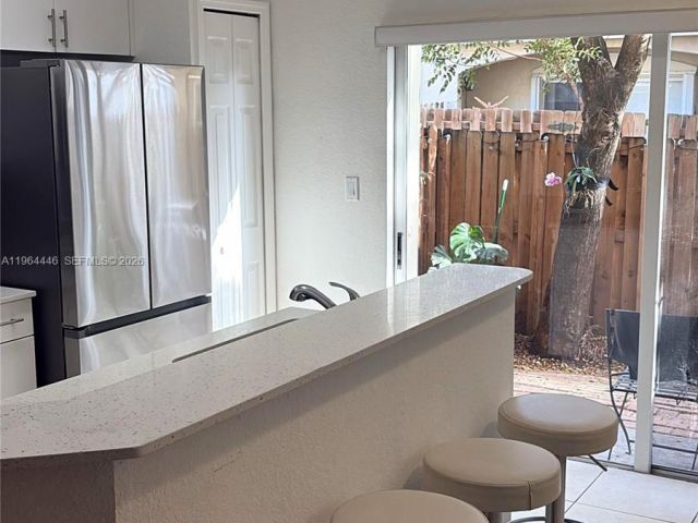 Дом в аренду по адресу 10776 NW 84th Ln 8-30 - фото 7485485