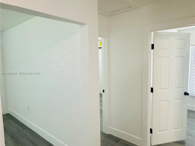 Продажа дома по адресу 1100 NW 75th St - фото 7429034