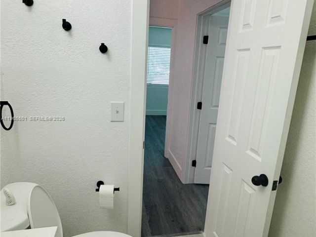 Продажа дома по адресу 1100 NW 75th St - фото 7429040