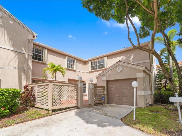 Дом в аренду по адресу 11009 Mainsail Dr 11009 - фото 7486990