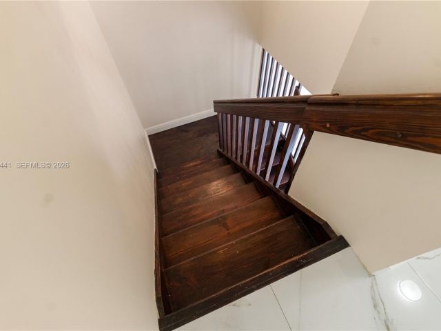 Дом в аренду по адресу 11009 Mainsail Dr 11009 - фото 7487004